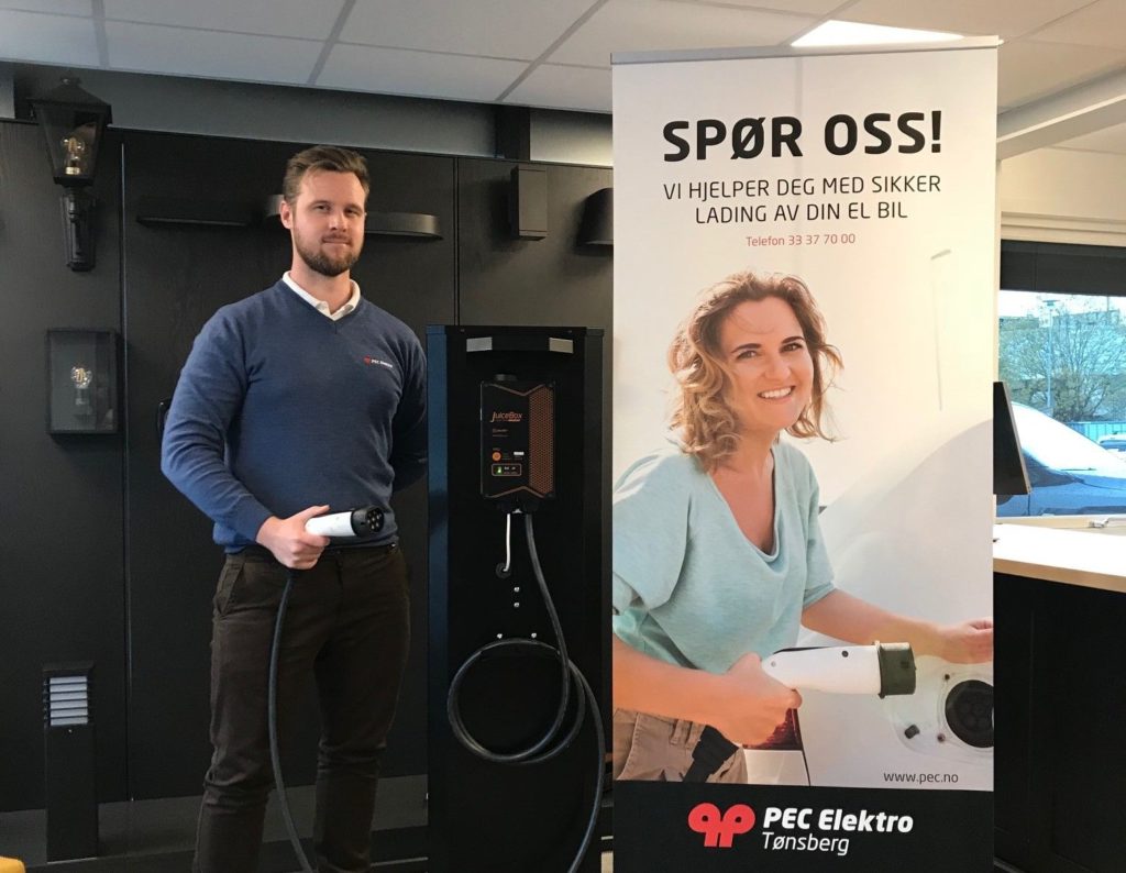 Elbil lader ekspert fra PEC